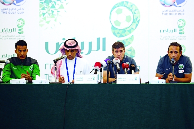 "مؤتمر صحفي لمدرب المنتخب السعودي بالمركز الصحفي بالرياض , نوفمبر 18 2014 تصوير سالم خميس"