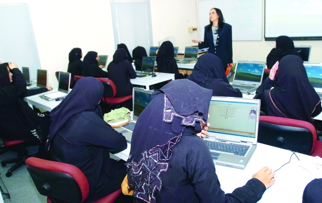 "نسبة عالية من الطالبات يدرسن علوم الكمبيوتر"