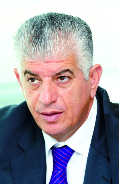 "عاطف عضيبات"
