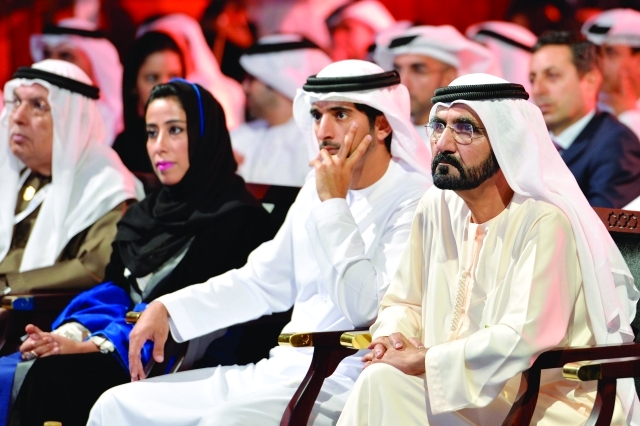 "محمد بن راشد يتابع المنتدى بحضور حمدان بن محمد والمري والعابد تصوير ـ خليفة اليوسف وسيف محمد ومحمد هشام"