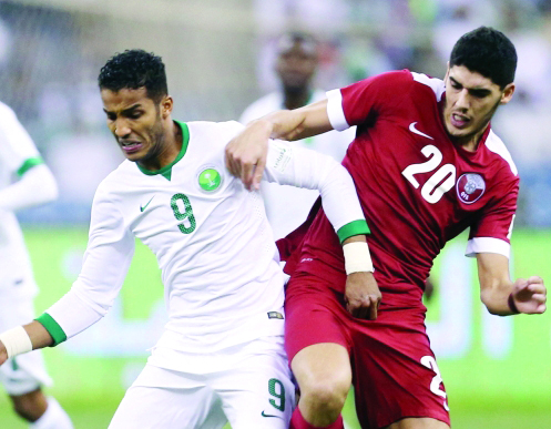 "نايف هزازي مهاجم المنتخب السعودي"