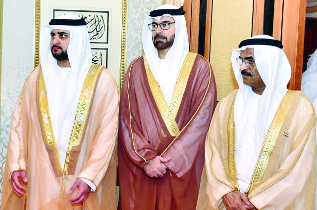 "مكتوم بن محمد ومحمد القرقاوي وعبدالله بلحيف النعيمي"