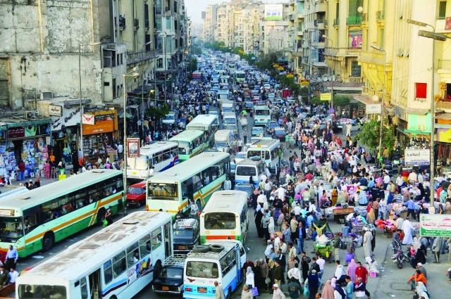 "الازدحام افراز حقيقي للكثافة البشرية"
