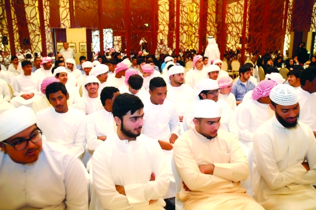 "«تواصل الأجيال» يهدف إلى تحفيز أجيال اليوم بقدوة الأجداد  ــ  تصوير - عمران خالد"