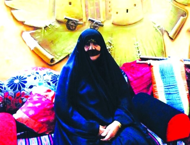 "أم خميس: كنا نحلم بالإنارة فأصبحت حياتنا نوراً على نور"