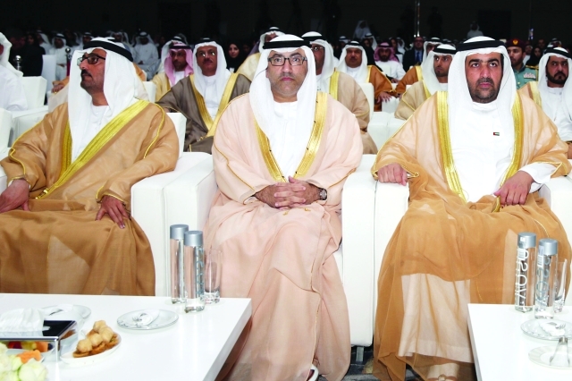 "راشد بن فهد والعويس والحمادي والمنصوري و المزروعي وسلطان الجابر"
