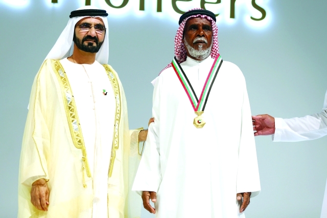 "ويكرم أخ الشهيد سالم خميس"