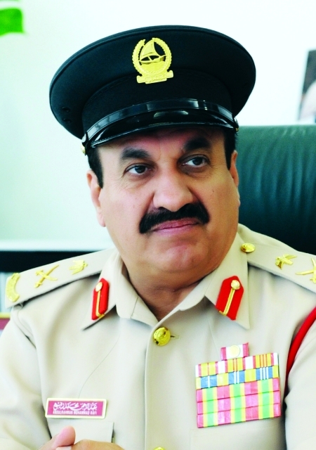 "عبد الرحمن رفيع"
