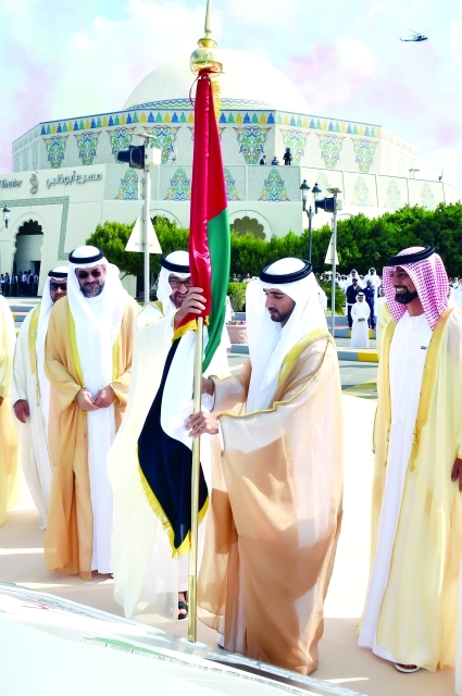 "محمد بن زايد وحمدان بن محمد وولي عهد الشارقة وعمار النعيمي"