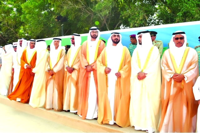 "محمد القرقاوي وراشد بن فهد وعبيد الطاير وسهيل المزروعي ومغير الخييلي"