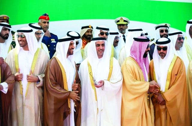 "سعيد ونهيان وسيف وطحنون وحامد بن زايد خلال الاحتفال"