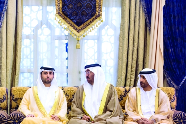 "سهيل المزروعي وسعيد الغفلي وعبد الله السويدي"