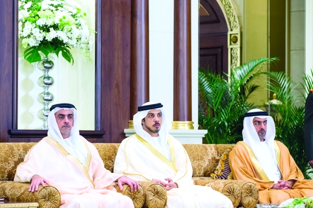 "سيف ومنصور وحامد بن زايد"