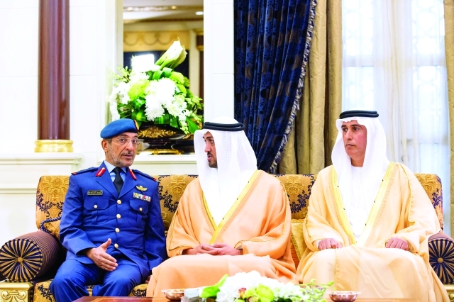 "جبر السويدي ومحمد المزروعي وعيسى المزروعي"