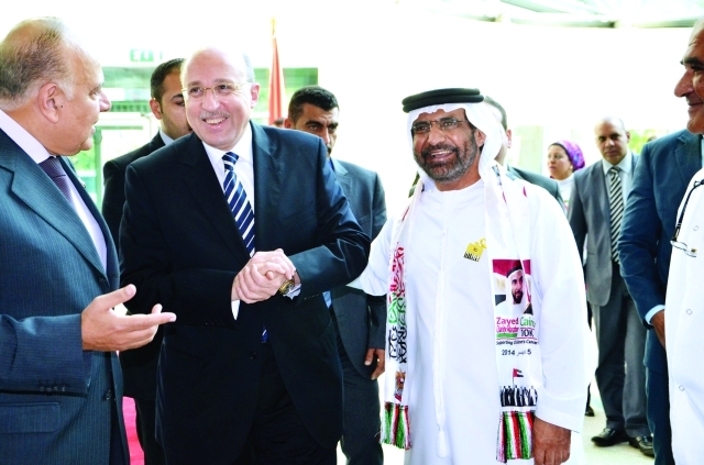 "الوفد الإماراتي في مستشفى سرطان الأطفال (11)"