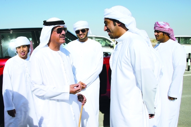 "سلطان بن حمدان آل نهيان في حديث عن السباق - البيان"