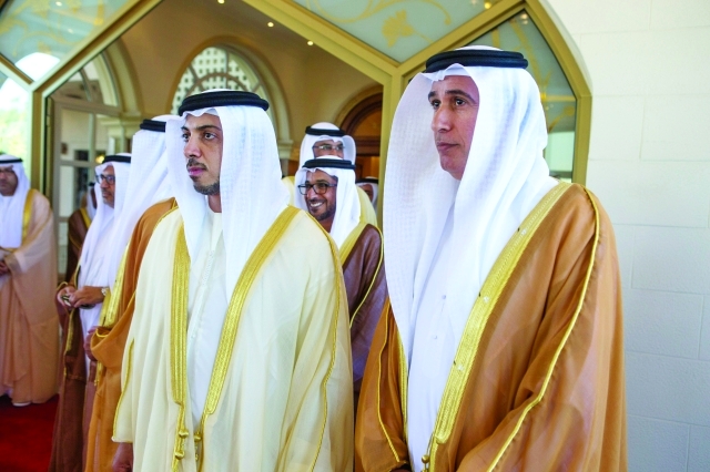 "منصور بن زايد وجبر السويدي"