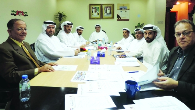 "مجلس إدارة اتحاد الإمارات للشطرنج خلال الاجتماع -\t البيان"