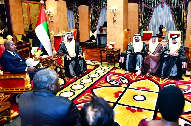 محمد بن راشد والرئيس الأوغندي يبحثان  تعزيز علاقات التعاون والصداقة