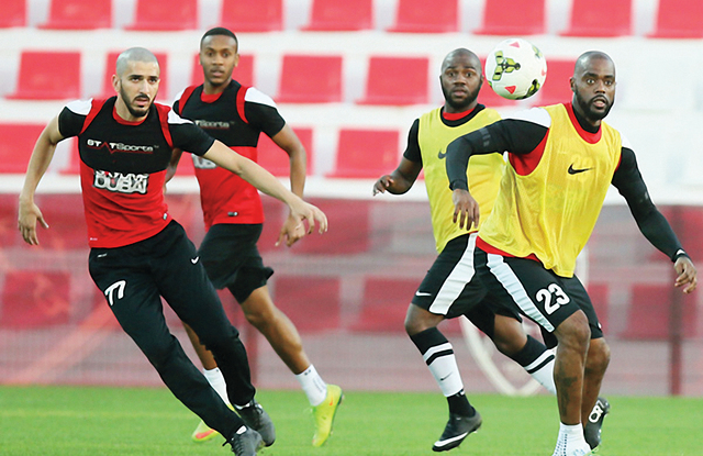 "من تدريبات الأهلي استعداداً لمواجهة اتحاد كلباء البيان"