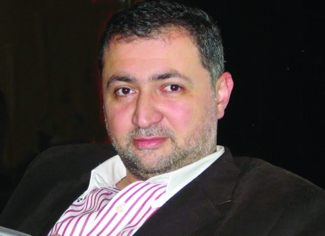 "حسن سالم"