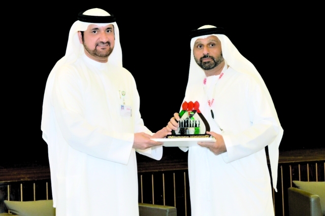 "البيلي يكرم مجان"