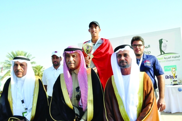 "لقطة جماعية مع منتخبنا الوطني - البيان"