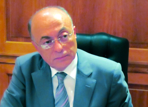 "سامح سيف اليزل: جميعهم خرجوا من رحم تيارات الإسلام السياسي"