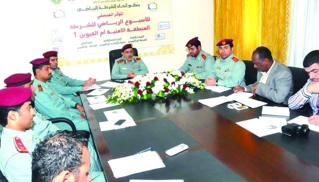"المعلا خلال المؤتمر الصحافي للإعلان عن الأسبوع الرياضي - البيان"