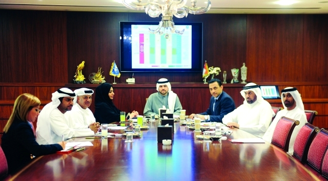 "لجنة الشؤون المجتمعية تقدمت باقتراح تكريم المعلمين -\t البيان"