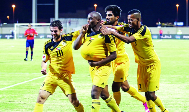 "ليال يحتفل بالتسجيل في مرمى النصر تصوير - محمد منور"