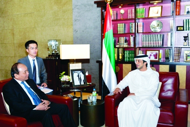 "منصور بن زايد مستقبلاً نغوين فوك \t\tــ\t\tوام"