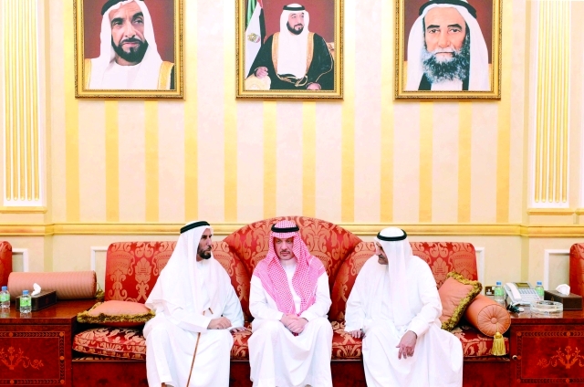 "الشرقي يتلقى بحضور المعلا وحمدان وسيف بن زايد تعازي المواطنين"