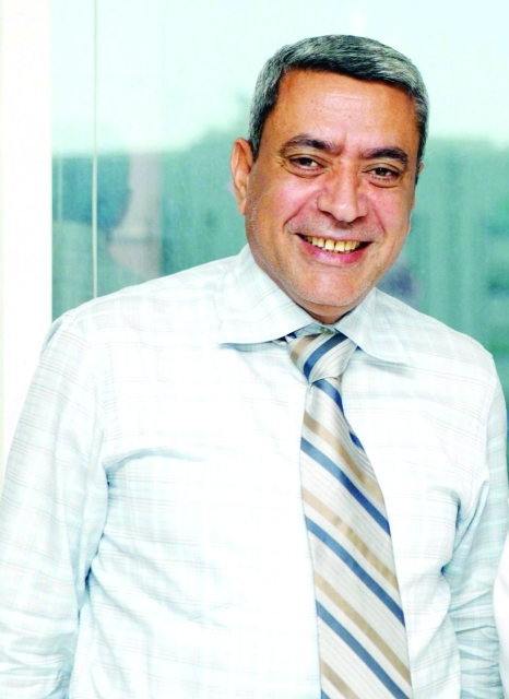 "عماد عزمي"