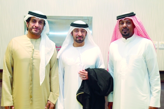 "محمد بوبكر والعريس ويوسف الشاعر"
