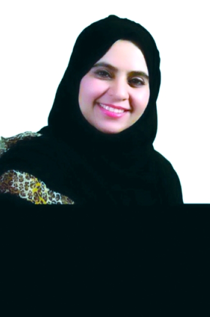 "سامية كتيت: تدريب 40 ألف موظف بحلول عام 2020"