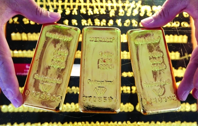 "إقبال المستثمرين على المخاطرة يقلص الطلب على الذهب - رويترز"