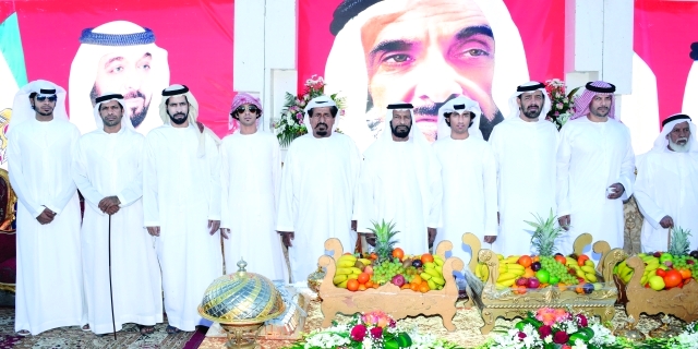 "محمد بالركاض وأنجاله سالم ونهيان وحمد وعبدالله ومسلم وأسرة العريس"