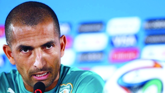 "المدرب الفرنسي صبري لموشي"
