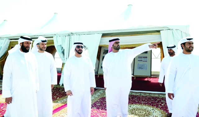 ".. وسموه مطلعاًعلى سير العمل في المشروع السكني"