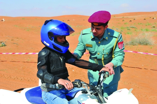"توعية مستمرة لهواة الدراجات الرملية \tأرشيفية"