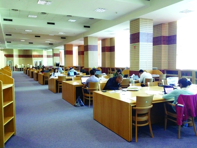 "تمثل الدار قبلة المثقفين والمهتمين بالتاريخ في البلاد"