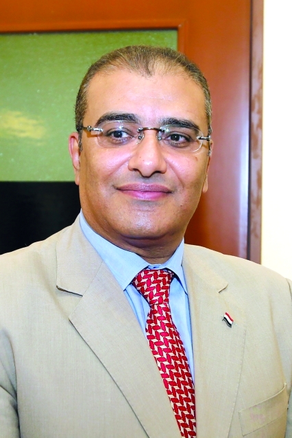 "د. جلال معوض"