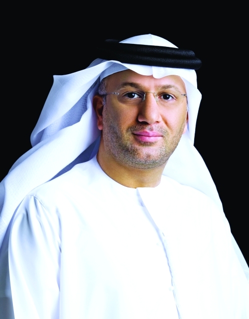 "محمد ناصر الغانم"