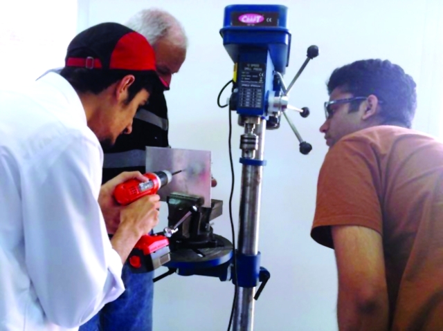 "خلال تدريب الطلبة"