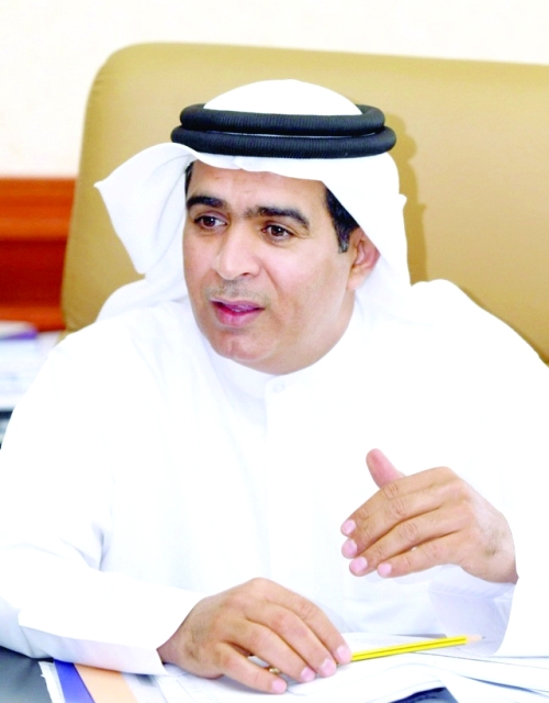"علي بن خاتم"