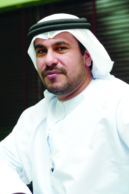 "علي الحوسني"