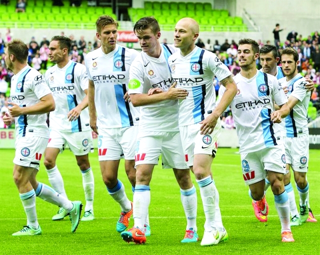 "من تدريبات نادي ملبورن سيتي الأسترالي - ا لبيان"