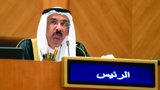 "محمد المر مترئساً جلسة المجلس الوطني"