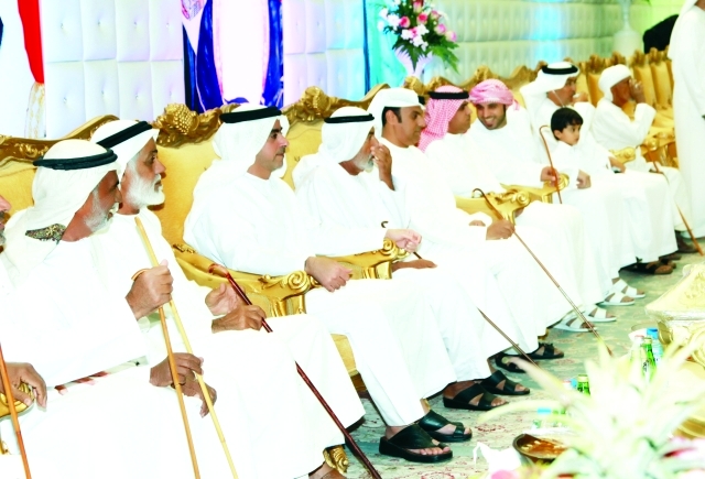 "سيف بن زايد خلال الحفل"